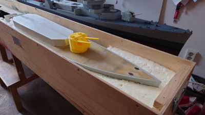 Torpédoborec a křižník